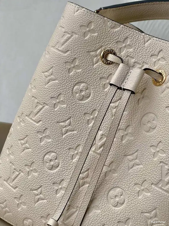 MM NÉONOÉ VUITTON LOUIS 0602